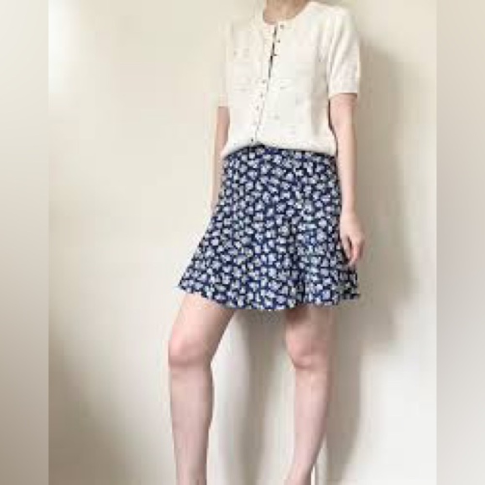 Sezane Navy Floral Women's Shorts